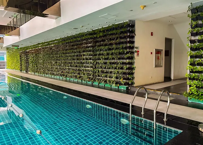 Hidden Village At Gramercy Residences - With Infinity Pool Sauna Gym Apartment *